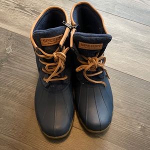 Sperry rain boot size 7.5